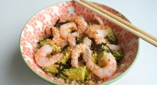Sushi bowl met quinoa en garnalen