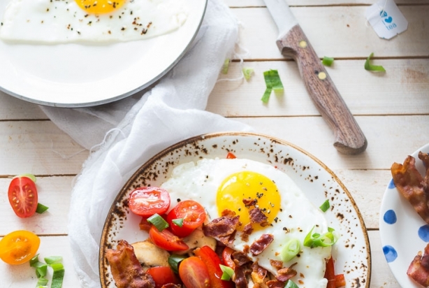 Tijd voor ontbijt... Ontbijt met bacon en eggs | Simone's Kitchen