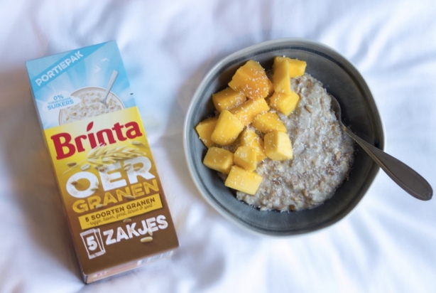 Brinta Oergranen ontbijt met vanille, kokos en mango