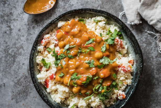 Vegetarische Curry madras met bloemkool couscous | Simone's Kitchen