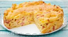 Pastataart met ham en kaas