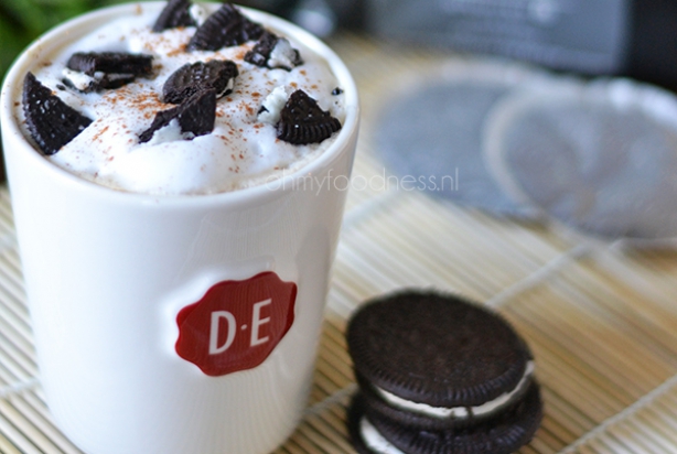 Spiced Cookies & Cream Cappuccino
