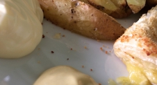 Recept: vegan kaassoufflé en aardappelwedges uit de oven