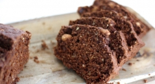 Healthy baking: Superfood cake
