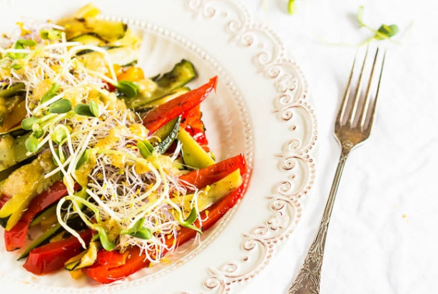 Geroosterde groentes met tahini dressing