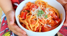 Spaghetti met tomaat en ricotta